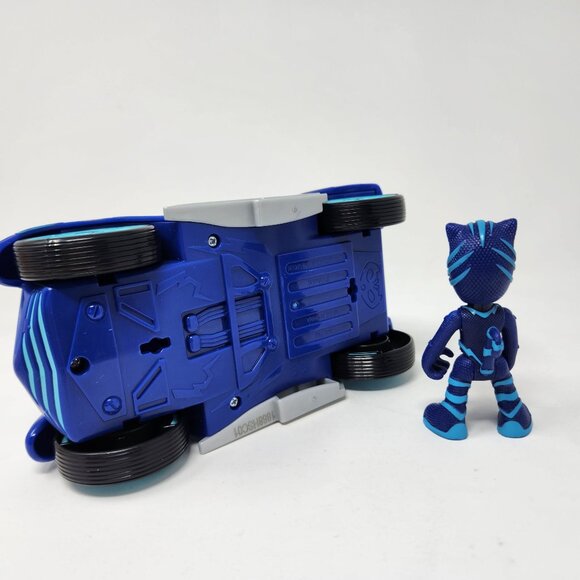 Catboy Ride-On Car & Action Figure PJ Masks Toy Set, Cat Boy - Picture 6 of 9